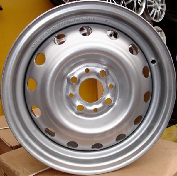 Стальные диски Trebl 53C47G Silver 5.5J/14 4x108 ET47.0 D63.3