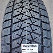 Автомобильные шины Bridgestone Blizzak DM-V2 285/60 R18 116R