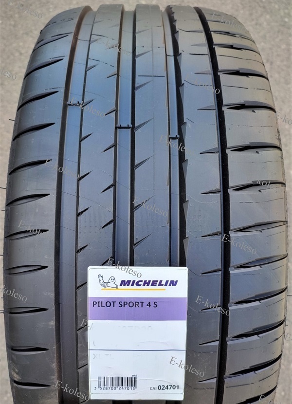 Автомобильные шины Michelin Mihelin Pilot Sport 4 S 255/40 R21 102Y