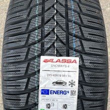 Lassa Snoways 4 245/40 R19 98V