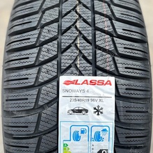 Lassa Snoways 4 235/40 R19 96V