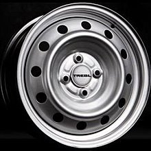 Trebl 8270 6.0J/15 4x114.3 ET44.0 D67.1