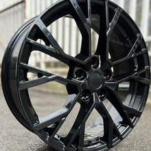 Carwel Камак 7.0J/18 5x114.3 ET45.0 D60.1