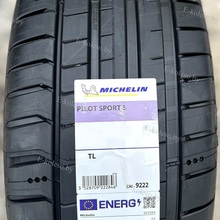 Michelin PILOT SPORT 5 255/45 R19 104Y