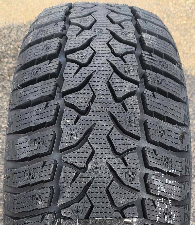 Автомобильные шины ROYAL BLACK Royal Stud  ? 255/45 R20 105T