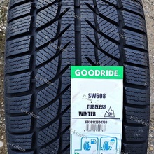 Trazano SW608 215/55 R16 97H