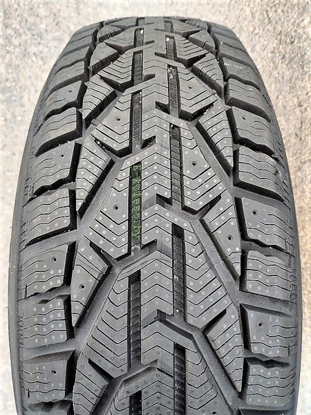 Автомобильные шины Tigar Suv Ice 215/65 R17 103T