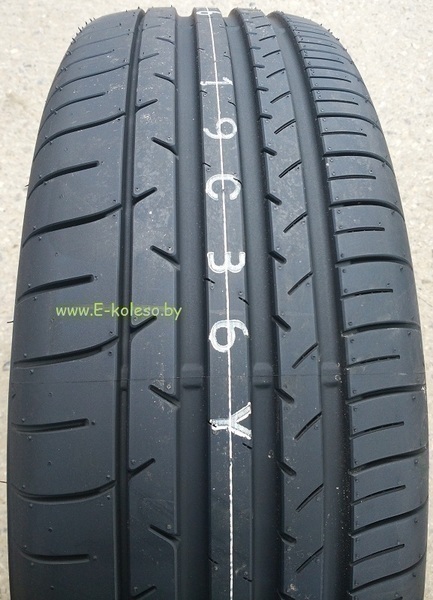 Автомобильные шины Dunlop Sp Sport Maxx 050+ Suv 225/55 R18 102Y