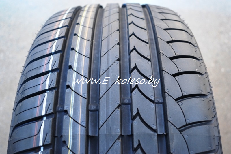 Автомобильные шины GoodYear EfficientGrip runflat 235/45R19 95V  MOE ROF FP