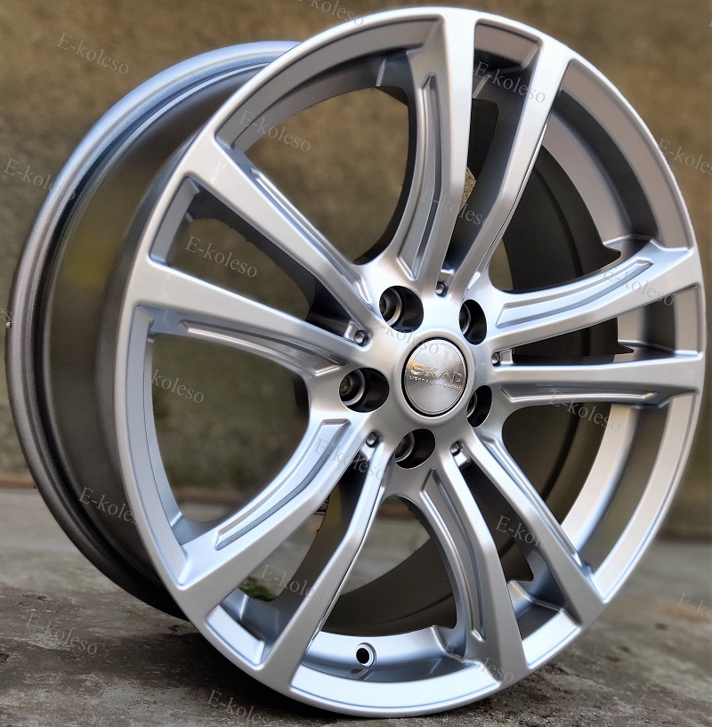 Литые диски СКАД Muenchen 8.0J/18 5x120 ET34.0 D72.6