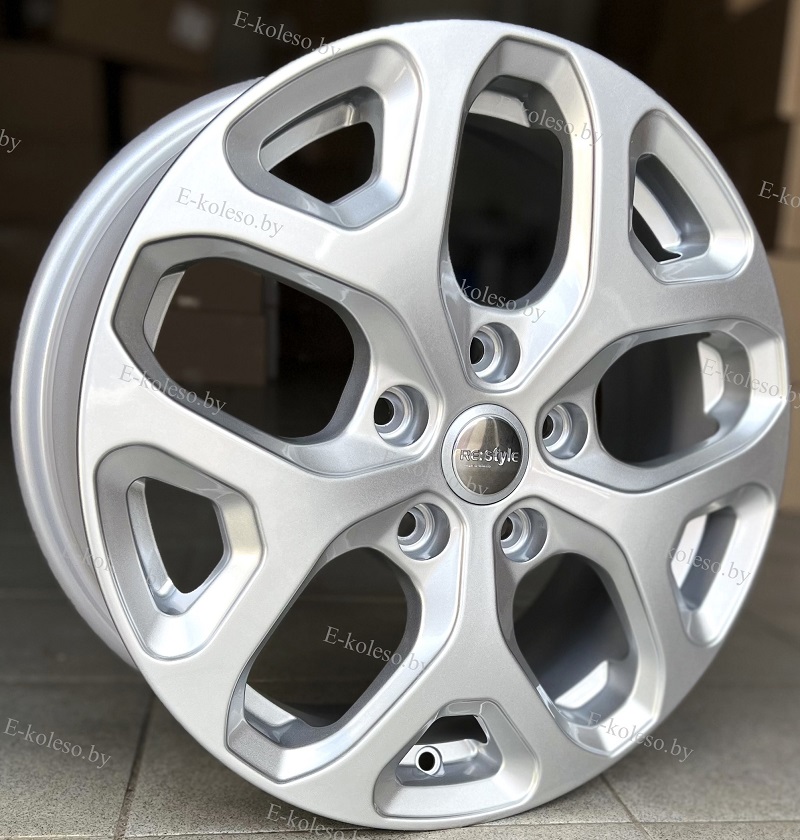 Литые диски iFree КС869 Cильвер 6.5J/16 5x114.3 ET50.0 D66.1