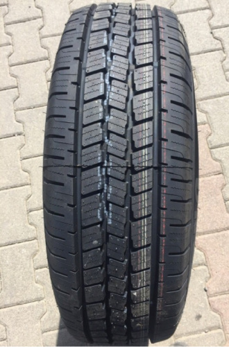 Автомобильные шины
 
Linglong
 
Crosswind H/t
 
265/70 R17 115T