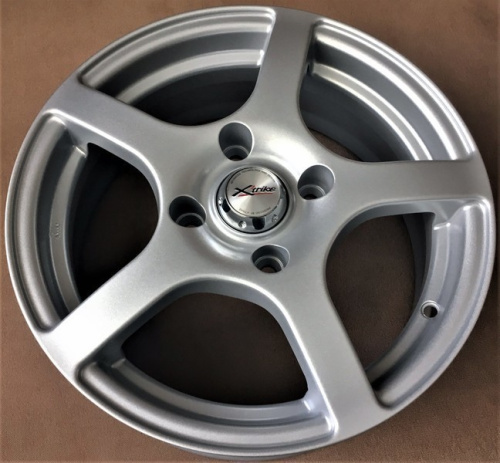Литые диски X'trike X-118 6.0J/15 4x108 ET25.0 D651