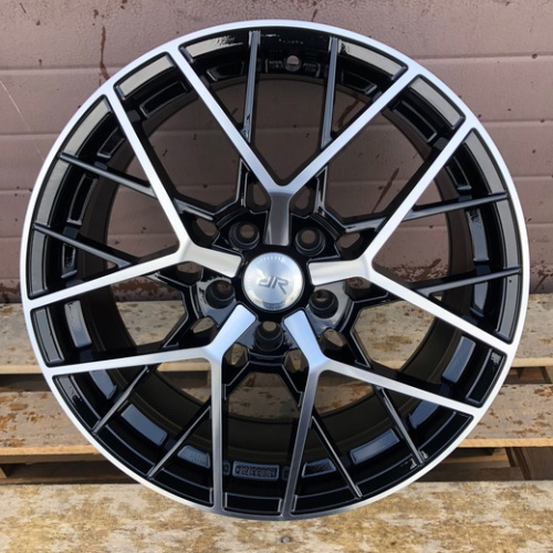 Литые диски
 
RR
 
CSSYA9351-bp
 
9.0J/20 5x114.3 ET45.0 D67.1