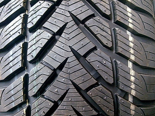 Автомобильные шины
 
Goodyear
 
Ultragrip+ Suv
 
265/65 R17 112T
