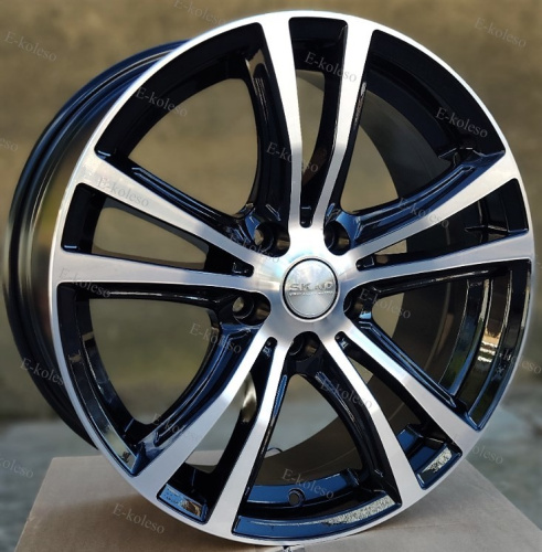 Литые диски
 
SKAD
 
Мюнхен Алмаз
 
8.0J/18 5x112 ET30.0 D66.6