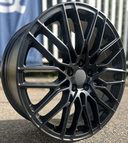 Литые диски
 
Tech-Line
 
901-blm
 
8.0J/19 5x108 ET45.0 D63.4