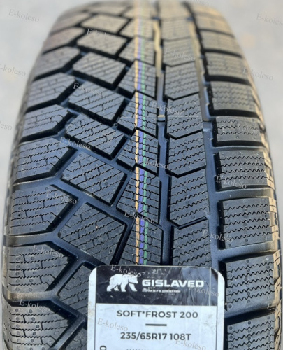 Автомобильные шины Gislaved Soft*frost 200 Suv 235/65 R17 108T