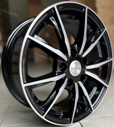 Литые диски
 
iFree
 
Сион
 
6.5J/15 5x114.3 ET39.0 D60.1