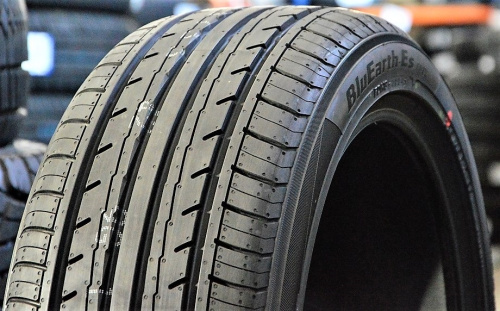 Автомобильные шины
 
Yokohama
 
BluEarth ES32
 
195/50 R15 82V