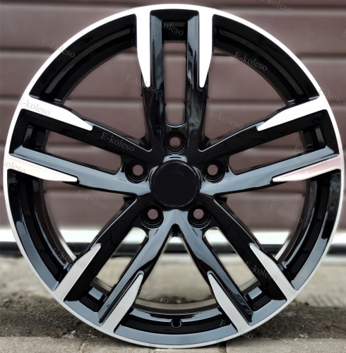 Литые диски
 
VECTOR
 
B213
 
7.0J/17 5x114.3 ET39.0 D60.1