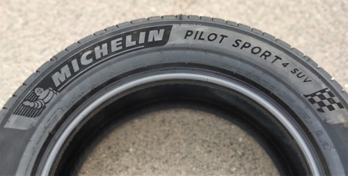 Автомобильные шины
 
Michelin
 
Pilot Sport 4 SUV
 
255/60 R18 112Y