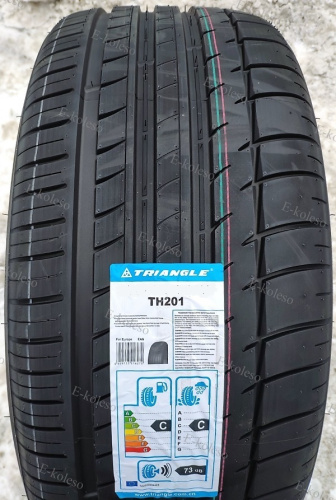 Автомобильные шины
 
Triangle
 
SporteX TH201
 
235/55 R17 99W